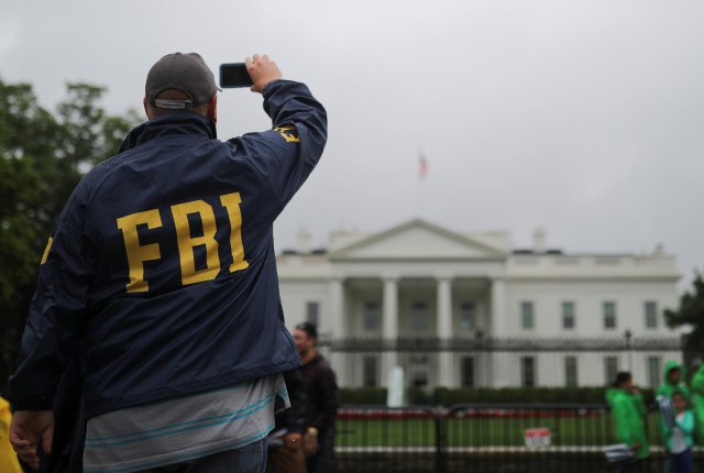 Federal Bureau of Investigation (FBI) (Foto: Carlos Barria/Reuters)