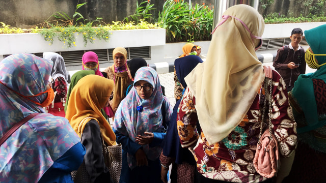 Mahasiswa dan pengacara melapor ke Bareskrim Polri (Foto: Mirsan Simamora/kumparan)