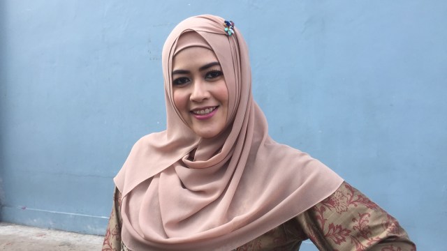 Istri Kedua Kiwil Minta Cerai (28505)