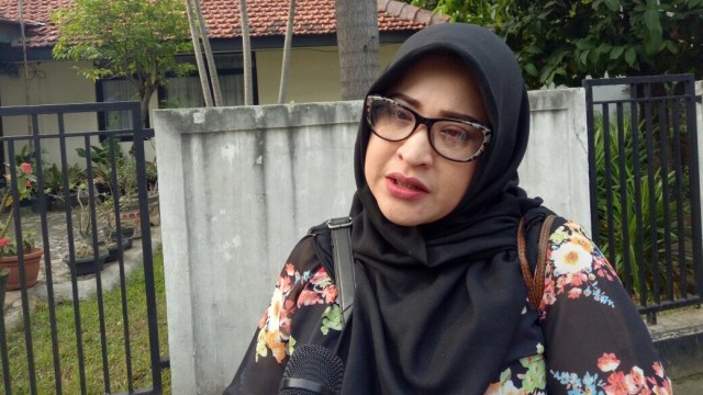 Wirdha Sylvina, kakak Dhawiya Zaida
