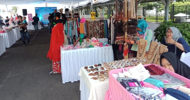 KAI Sosialisasikan Asian Games Lewat Bazar Ramadhan di Stasiun Bandung 