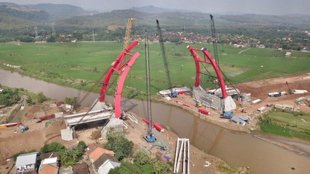 Proyek Jembatan Kali Kuto. (Foto: Aditia Noviansyah/kumparan)