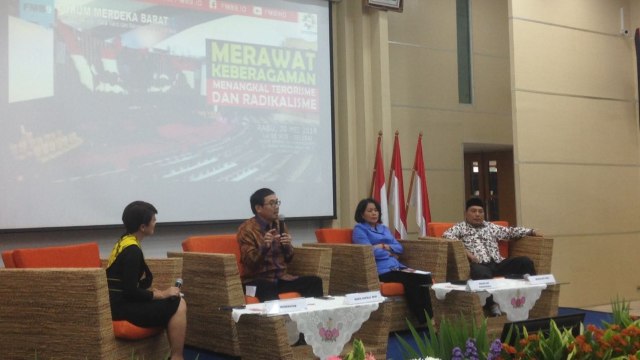 Diskusi Forum Merdeka Barat 9  (Foto: Yuana Fatwalloh/kumparan)