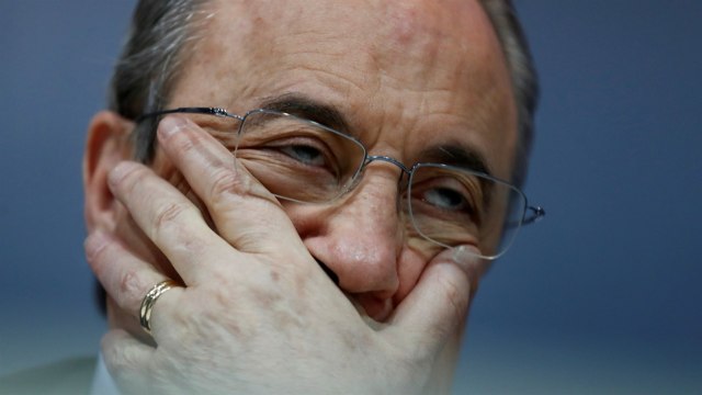 Raut stres Perez di konferensi pers. (Foto: Juan Medina/Reuters)