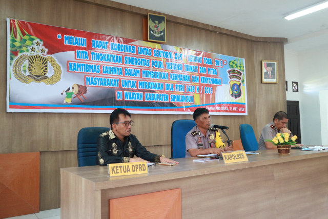 POLRES SIMALUNGUN LAKSANAKAN RAPAT KORDINASI LINTAS SEKTORAL OPS “KETUPAT TOBA 2018”
