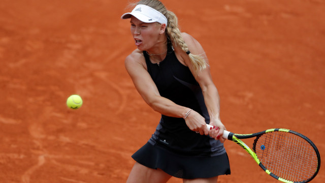 Caroline Wozniacki di babak ketiga Roland Garros. (Foto: REUTERS/Gonzalo Fuentes)