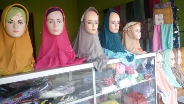 Bulan Ramadan, Omzet Penjualan Jilbab Meningkat