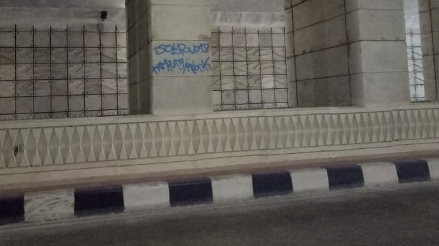 Oknum yang Corat-coret Underpass Mampang Akan Dilaporkan ke Polisi (33815)