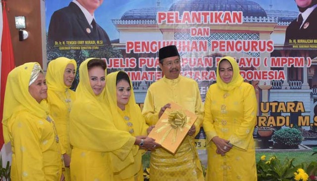 Puan Melayu Sumatera Utara Periode 2018-2023 Dikukuhkan 