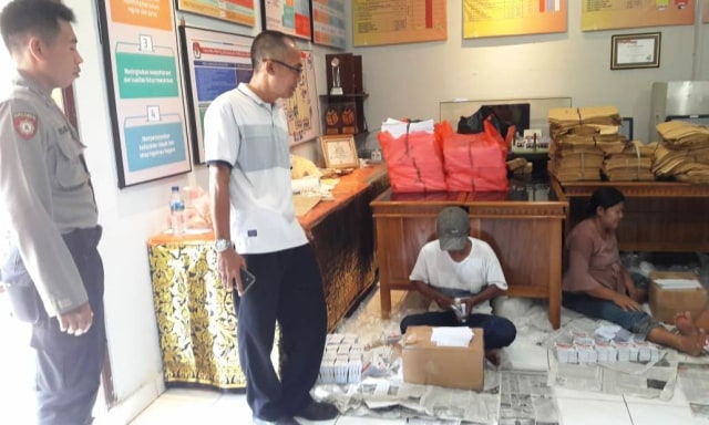 Jelang Pilkada Bali, KPU Mulai Lipat Surat Suara