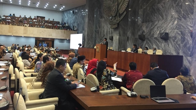 Rapat gabungan DPR dengan pemerintah. (Foto: Ricad Saka/kumparan)