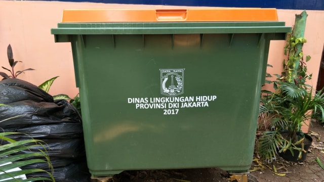 Tempat Sampah 600 Liter Milik Dinas LH DKI (Foto: Sudin LH Jakbar)