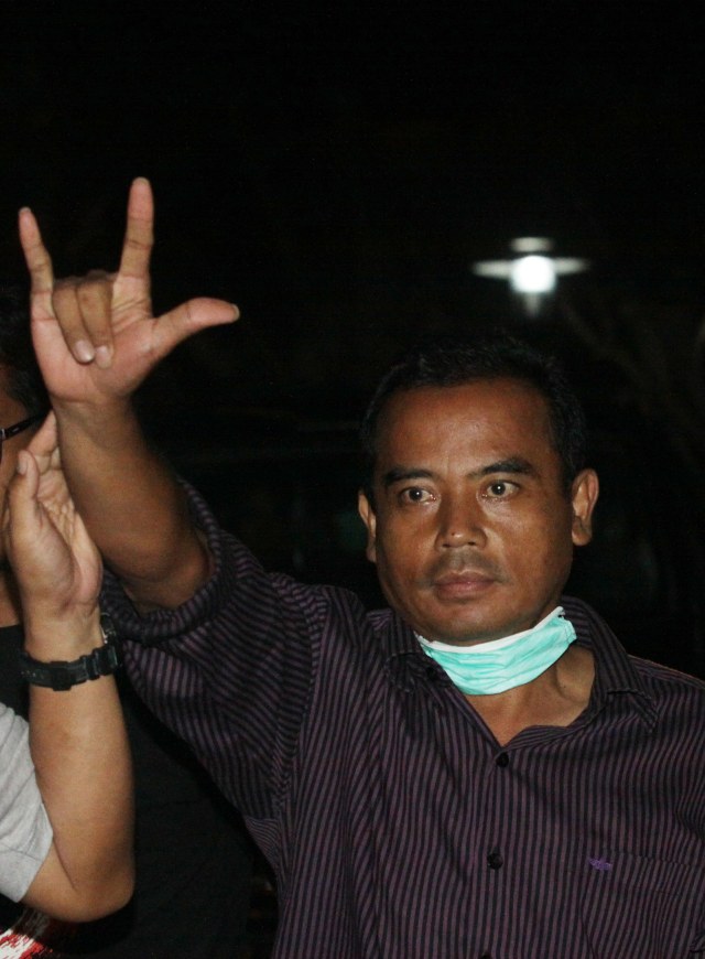 Bupati Purbalingga Tasdi saat ditangkap KPK (Foto:  ANTARA FOTO/Reno Esnir)