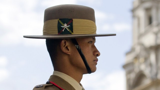 Tentara Gurkha dengan Lambang Kukri (Foto: Justin Tallis/AFP)