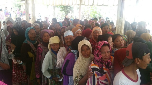 Kemendag Gelar Bazar Sembako Murah untuk 1.000 Warga Miskin di Brebes