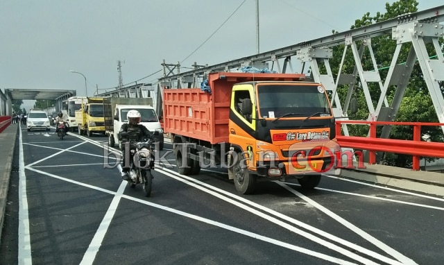 Beban Kendaraan Jembatan Widang-Babat di Tuban Dibatasi 40 Ton