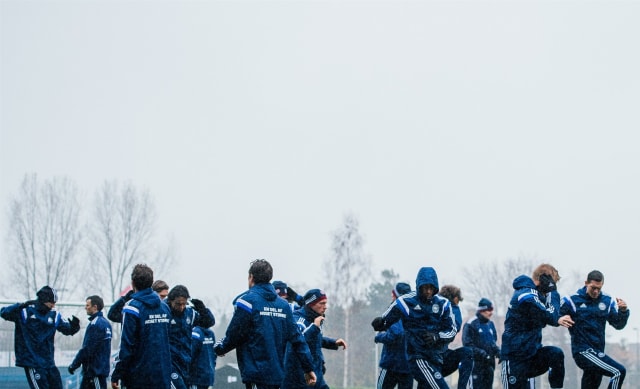 Timnas Denmark di sebuah sesi latihan. (Foto: Jonathan Nackstrand/AFP)