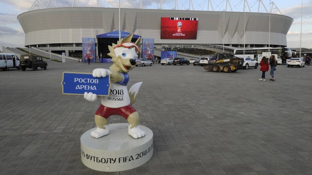 Logo Zabivaka di depan stadion. (Foto: Sergey Pivovarov/Reuters)