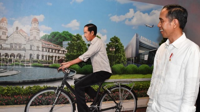 Jokowi Dibonceng "Jokowi" di Semarang (Foto: Biro Setpres)