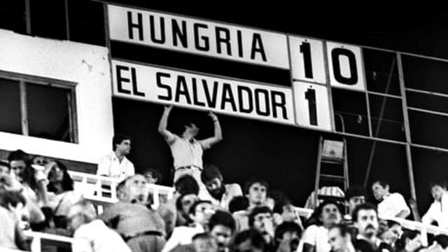 El Salvador dibantai 1-10 oleh Hongaria. (Foto: Sumber foto: The Guardian)
