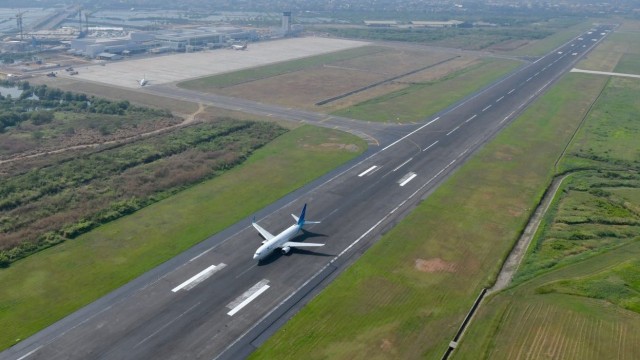 Bandara Internasional Ahmad Yani dari Udara. (Foto: Foto: Agus Suparto - Presidential Palace)