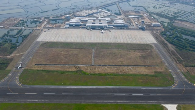 Bandara Internasional Ahmad Yani dari Udara. (Foto: Foto: Agus Suparto - Presidential Palace)