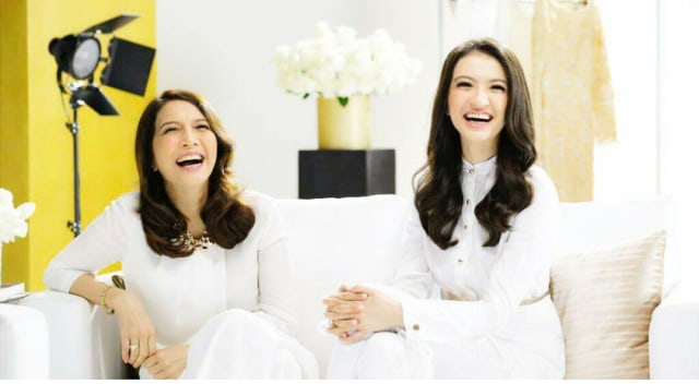 6 Selebriti yang Matanya 'Hilang' Ketika Senyum (4)