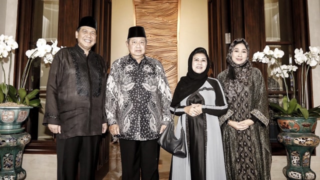 Chairul Tanjung foto bersama dengan SBY. (Foto: Instagram)