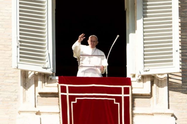 Paus Fransiskus: Internet Hadiah dari Tuhan