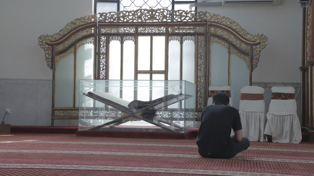Al-Qur'an raksasa di Masjid Raya Fatimah Solo