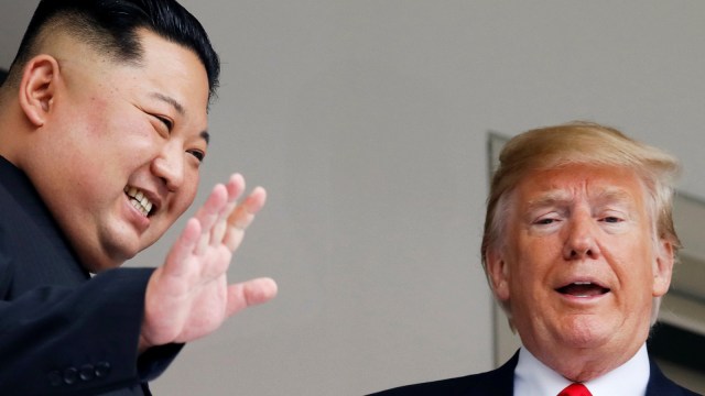 Kim Jong-un dan Donald Trump (Foto: Reuters/Jonathan Ernst)