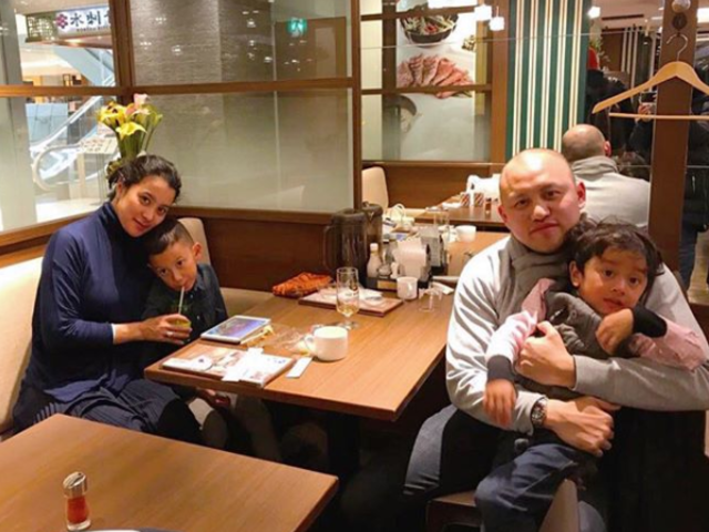 Marcella Zalianty, Ananda Mikola, dan anak-anak (Foto: Instagram @marcella.zalianty)