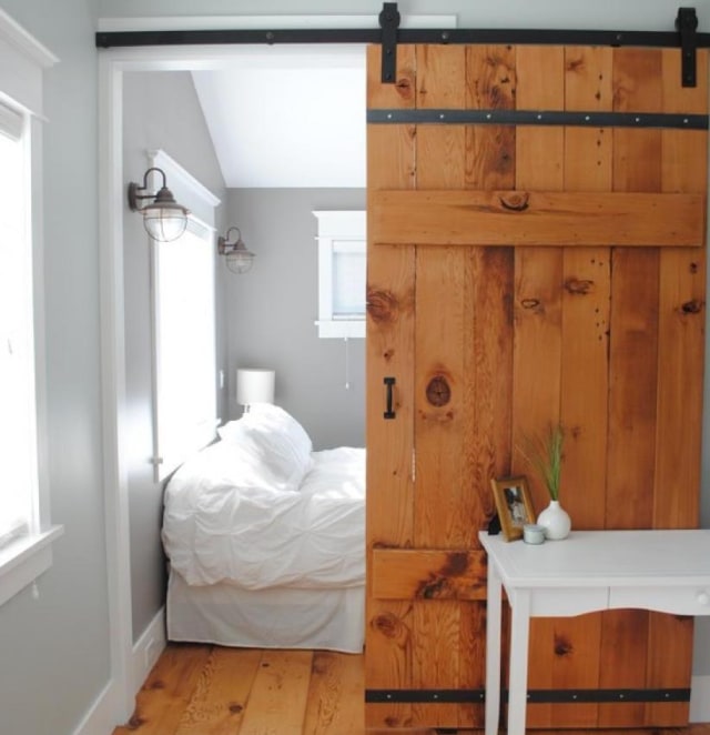 Keren! 6 Desain Pintu Kamar Ini Bikin Nggak Mau Keluar Kamar (5)