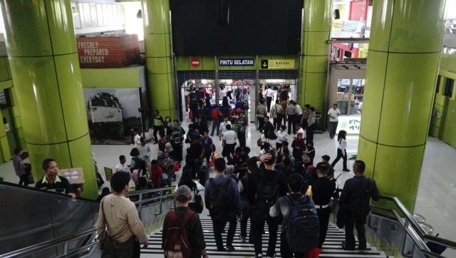 Suasana di Stasiun Gambir (Foto: Helmi Afandi/kumparan)