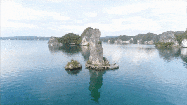 Batu Pensil di Teluk Kabui, Raja Ampat (Foto: Youtube/Farzan Chanel)