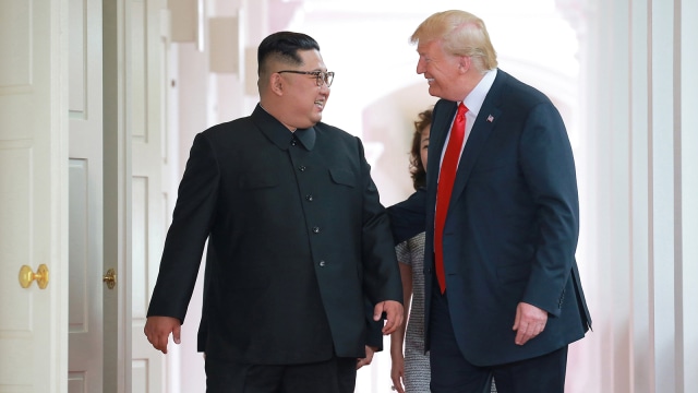Donald Trump dan Kim Jong Un (Foto: North Korea's Korean Central News Agency. KCNA via REUTERS)
