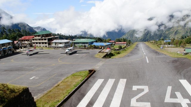 Keadaan Airport Lukla, Nepal (Foto: Flickr / dumbkid0)