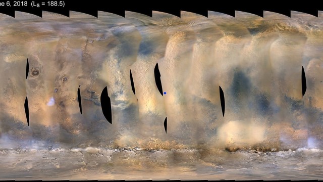 Penampakan badai pasir di Mars dari orbit. (Foto: Mars Reconnaissance Orbiter/NASA)