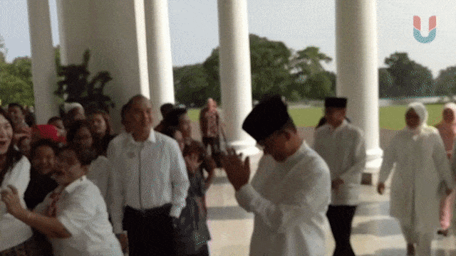 Anies Disoraki Warga di istana Bogor (Foto: Jihad Akbar/kumparan)