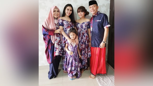 Ayu Ting Ting dan keluarga (Foto:  Instagram/@ayutingting92)