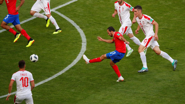 Kosta Rika vs Serbia. (Foto: REUTERS/David Gray)