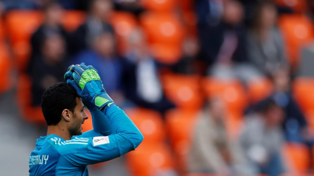 Kiper Timnas Mesir, Mohamed El-Shenawy. (Foto: Andrew Couldridge/Reuters)