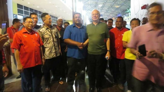 Najib Razak tiba di Langkawi (Foto: Facebook/Kelab Che Jib)