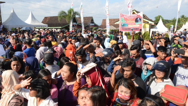 Keramaian pada ritual Seblang Olehsari. (Foto: Dok. Kementerian Pariwisata )