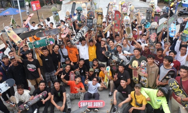 Meriahnya Perayaan International Skate Board Day di Denpasar