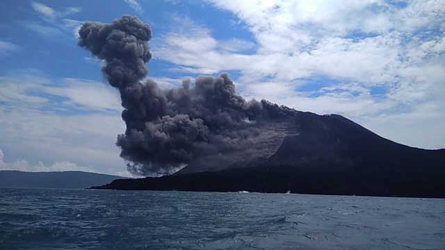 Kondisi Gunung Anak Krakatau. (Foto: Dok. BNPB.)