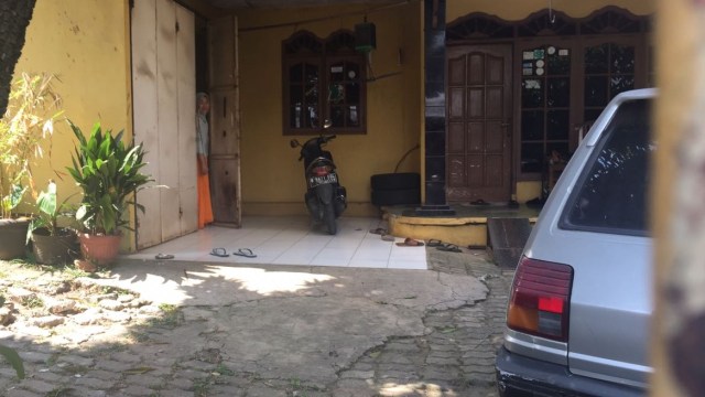 Pemilik rumah TKP penembakan di Depok. (Foto: Soejono Saragih/kumparan)
