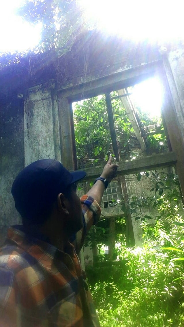 Ukiran kayu di rumah Tjimanggis dicuri. (Foto: Dok. Efrizal)