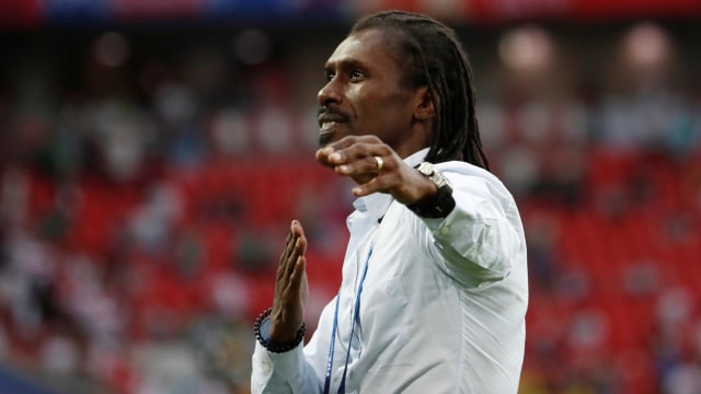 Pelatih Senegal, Aliou Cisse. Foto: REUTERS/Christian Hartmann