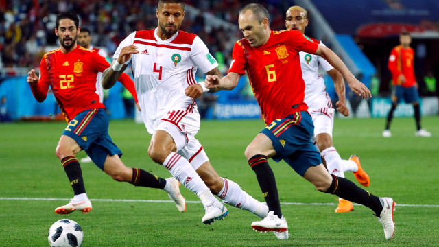 Proses gol Spanyol di laga vs Maroko. (Foto: REUTERS/Fabrizio Bensch)